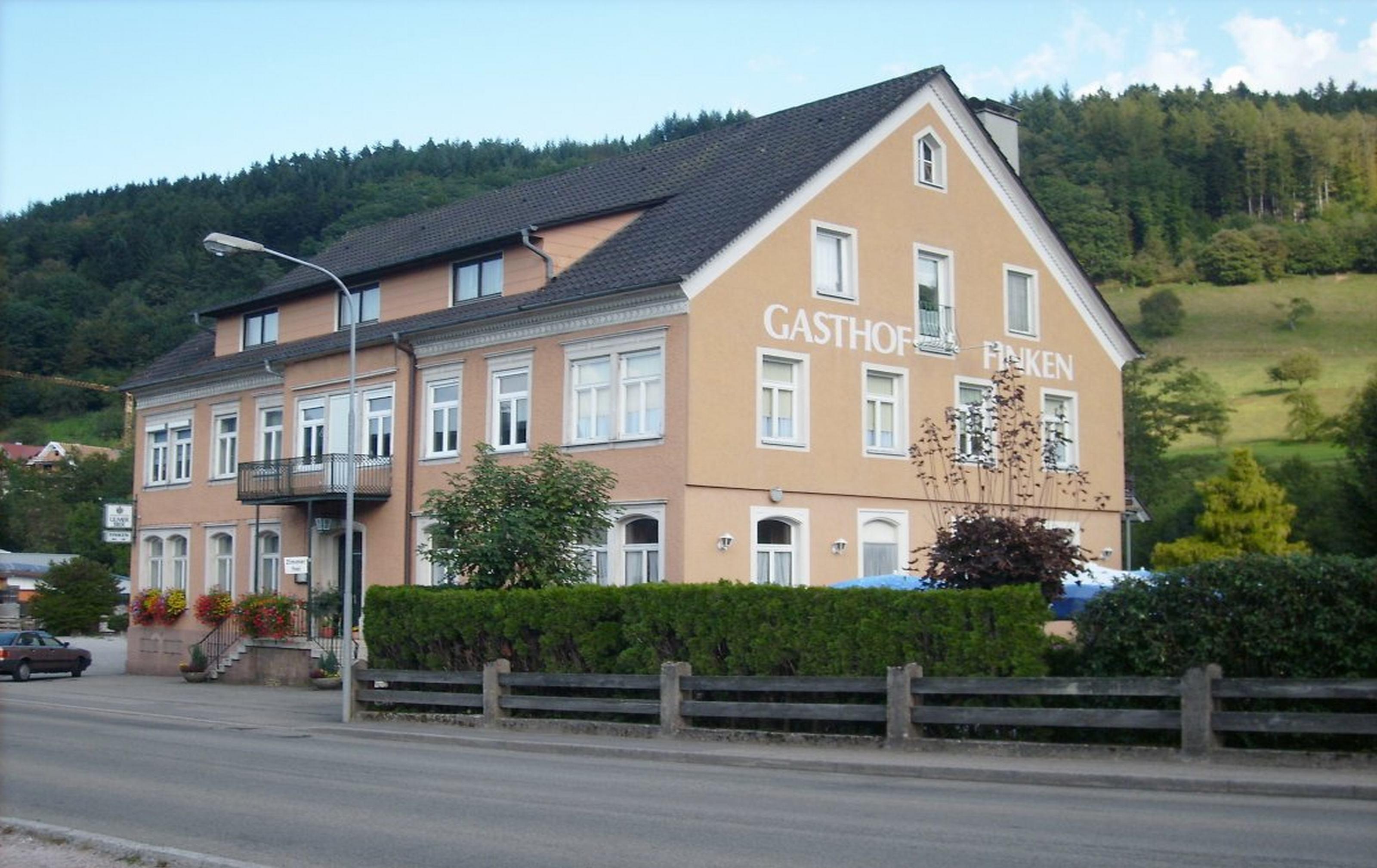Gasthaus Finken Oppenau Eksteriør billede